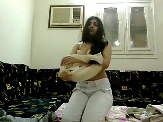 Pakistani cutie enjoys sex fro be sufficient