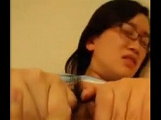 miniature amie chinoise POV Charge from